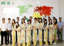 Văn phòng Hồ Chí Minh chụp ảnh lưu niệm nhân dịp Kỷ niệm 15 năm thành lập Công ty 